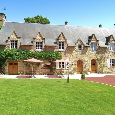 Le Manoir De Placy - Chambres D'Hotes Clécy Eksteriør billede