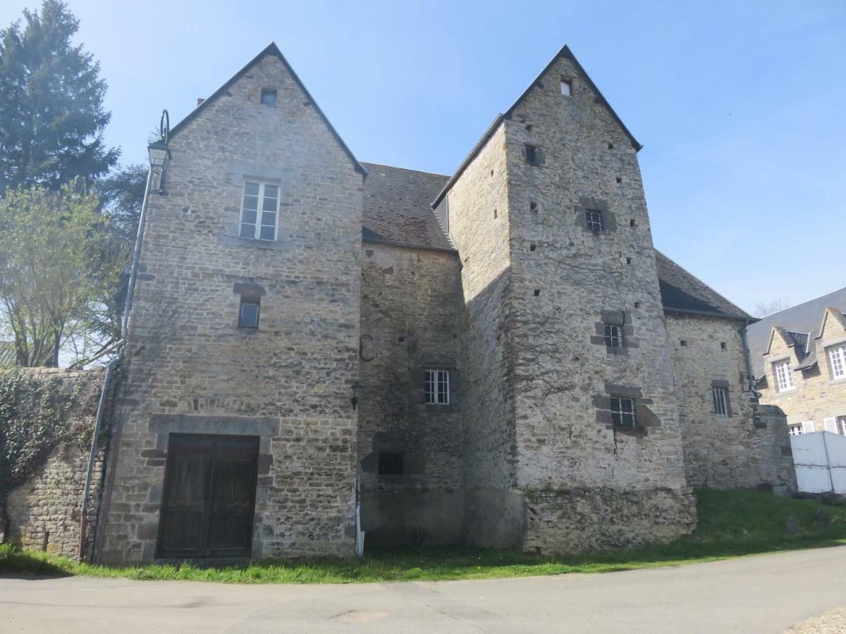 Le Manoir De Placy - Chambres D'Hotes Clécy Eksteriør billede