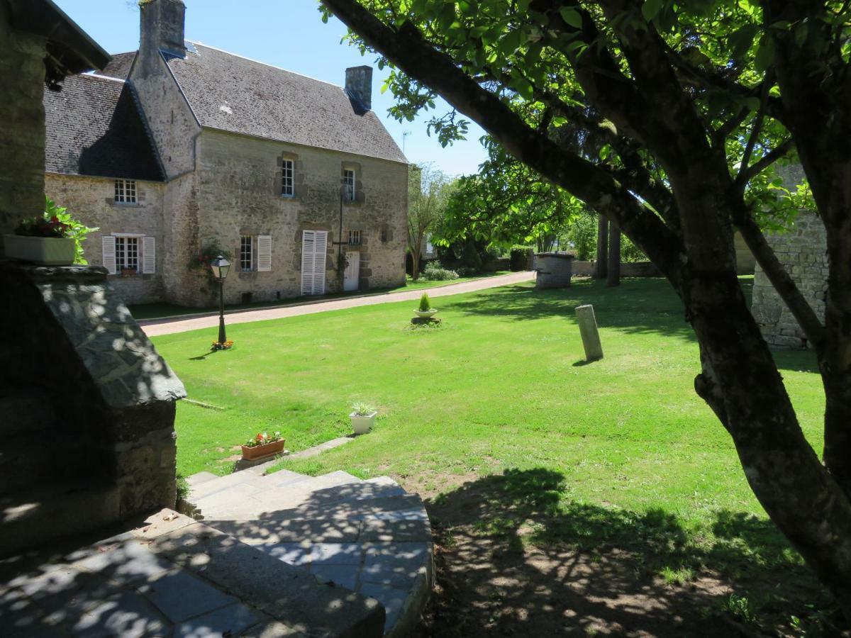 Le Manoir De Placy - Chambres D'Hotes Clécy Eksteriør billede