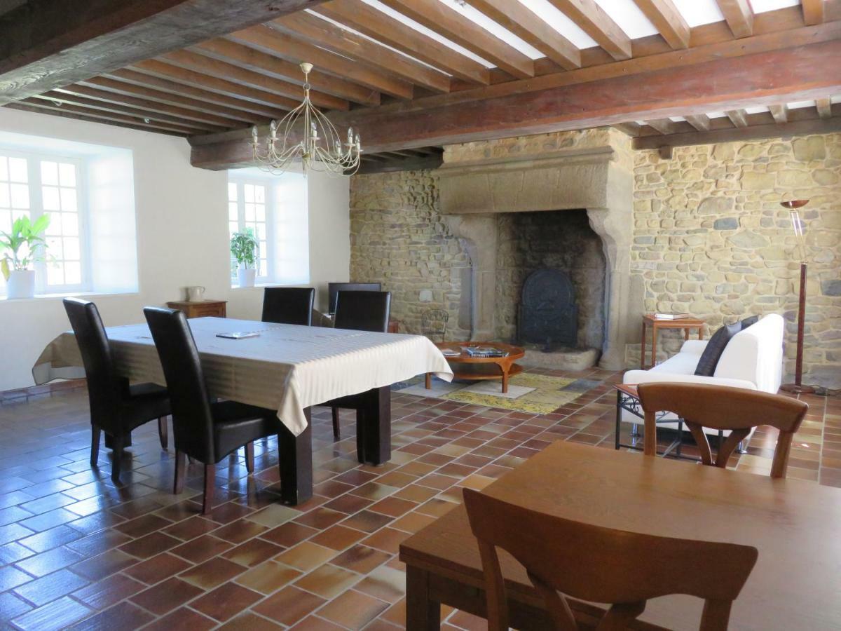 Le Manoir De Placy - Chambres D'Hotes Clécy Eksteriør billede